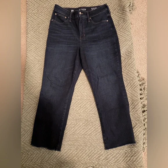 J.CREW CURVY HIGH-RISE KICKOUT JEANS | SIZE 30 - Picture 2 of 8